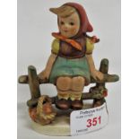 HUMMEL FIGURINE 'JUST RESTING'