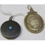 OVAL LOCKET PENDANT SET WITH BORDER OF SEED PEARLS AND STAMPED 9CT, AND CIRCULAR LOCKET SET WITH