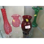 FOUR ITEMS OF COLOURED GLASSWARE