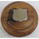 TURNED WOODEN SNUFF BOX WITH PLAQUE ENGRAVED 'REMNANT OF THE OLD TYNE BRIDGE FROM ONE OF THE PILES