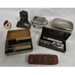 SELECTION OF VINTAGE ITEMS INCLUDING CASED SAFETY RAZORS, ENAMEL BADGE AND MINIATURE BUST OF WOMAN