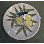 MOORCROFT POTTERY PLATE, TUBE LINED DECORATION OF GREEN BIRD ON LEMON BRANCH