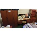 G-PLAN FRESCO TEAK BEDROOM SET COMPRISING LARGE SLIDING DOOR WARDROBE, DRESSING TABLE WITH STOOL AND