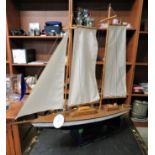WOODEN MODEL OF YACHT ON STAND 'PRIMLEY ROVER'