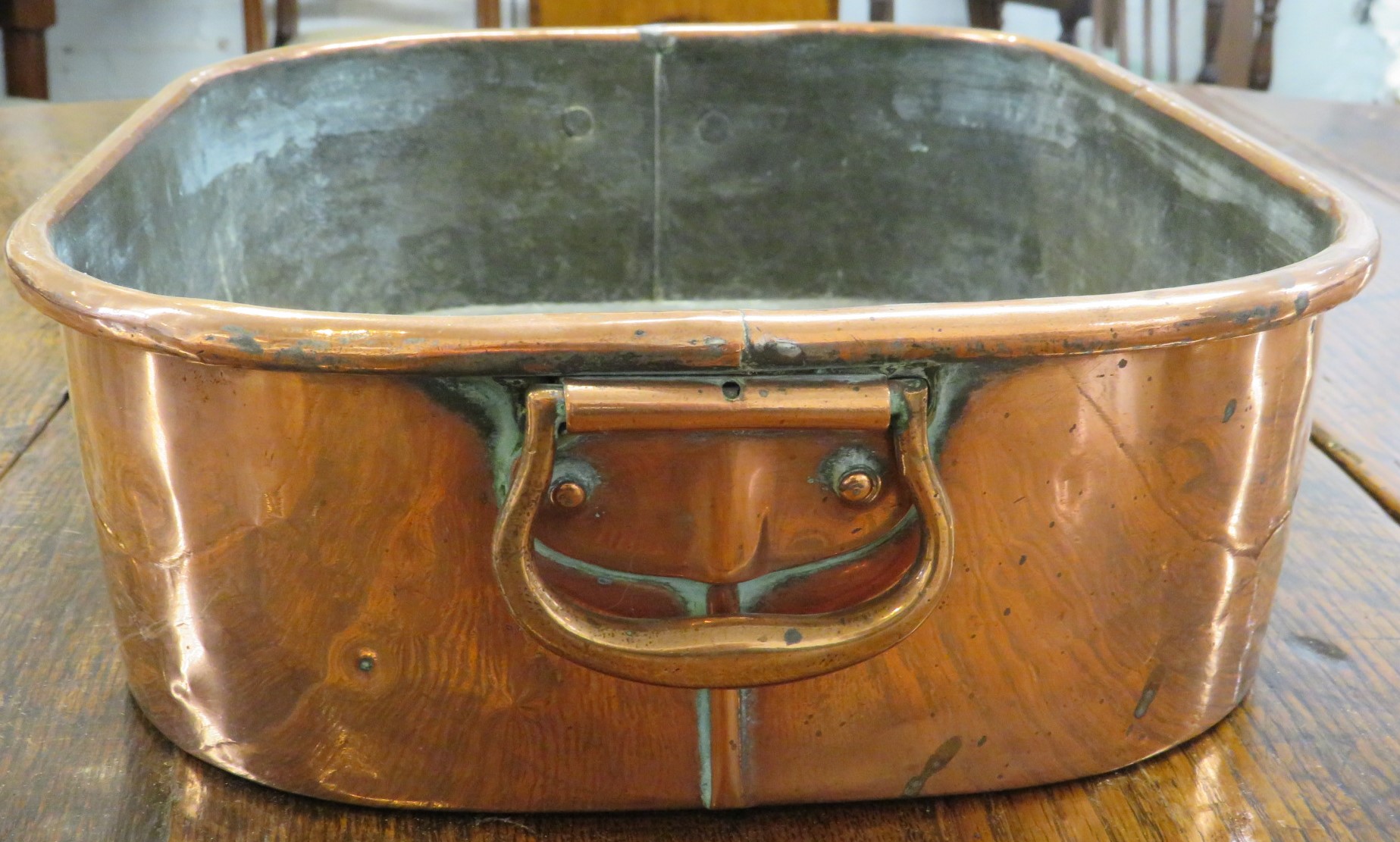 Copper bain marie with two hinged handles, length 29.5cm, width 37.5cm, depth 10.5cm, stamped orb - Image 3 of 5