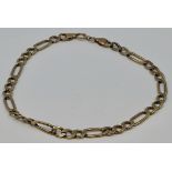 Yellow metal figaro chain link bracelet, length 20cm, 2.9g, stamped ITALY 9KT