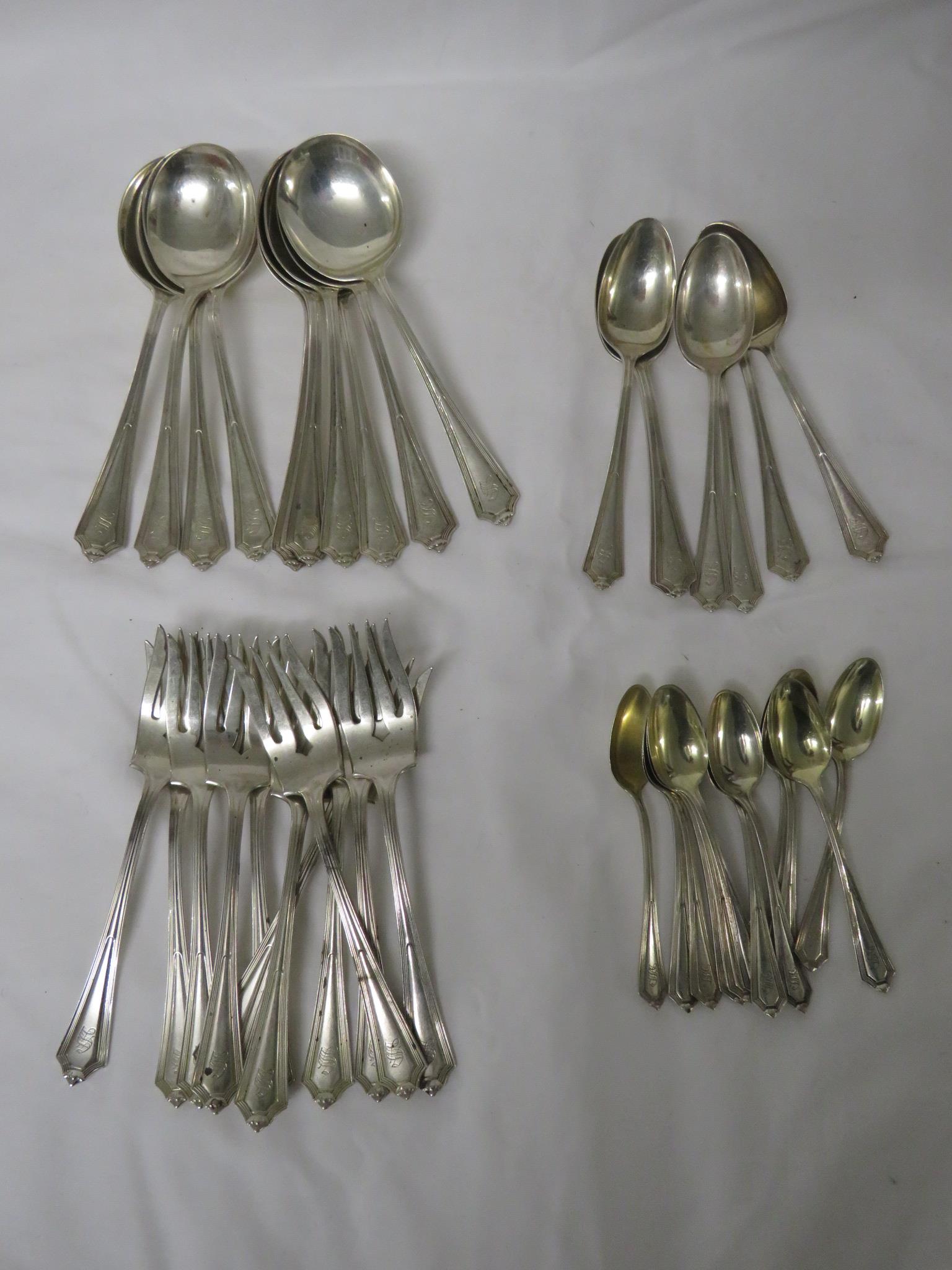 An American sterling silver part canteen of cutlery by Gorham, Plymouth pattern Pat 1911, - Image 2 of 4