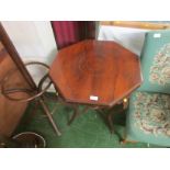 OCTAGONAL ROSEWOOD VENEERED INLAID SIDE TABLE WITH BOXWOOD STRINGING