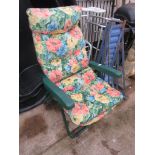 FOLDING GARDEN CHAIR WITH CUSHION