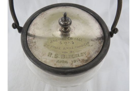 CUT GLASS BISCUIT BARREL WITH SILVER PLATED LID WITH 1914 BRIGHTON COLLEGE SPORTS ENGRAVING TO R S - Image 3 of 3