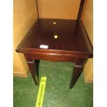 MAHOGANY VENEERED OCCASIONAL TABLE