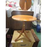 MAHOGANY CIRCULAR SIDE TABLE ON QUADRUPED FOOT