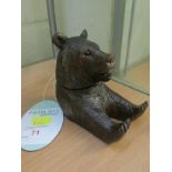 WOODEN PIPE REST CARVED AS A BEAR'S HEAD AND PAWS