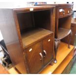 OAK VENEER BEDSIDE CABINET, AND A WALNUT AND MAHOGANY VENEER BEDSIDE