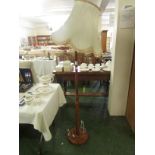 WOODEN STANDARD LAMP WITH CREAM SHADE (NEEDS A PLUG)