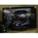 PANASONIC VIERA 32 INCH LCD TELEVISION WITH REMOTE