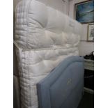 **amended description - the base does not have drawers**VI-SPRING REGAL SUPREME 5' MATTRESS AND