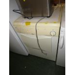 WHIRLPOOL REVERSE ACTION TUMBLE DRYER (NEEDS PLUG)