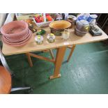 SMALL GATE LEGGED KITCHEN TABLE WITH FORMICA TOP