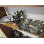 SILVER PLATED WARE INCLUDING TEAPOT, COFFEE POT, TRAY, DRESSING TABLE ITEMS ETC (ONE SHELF)