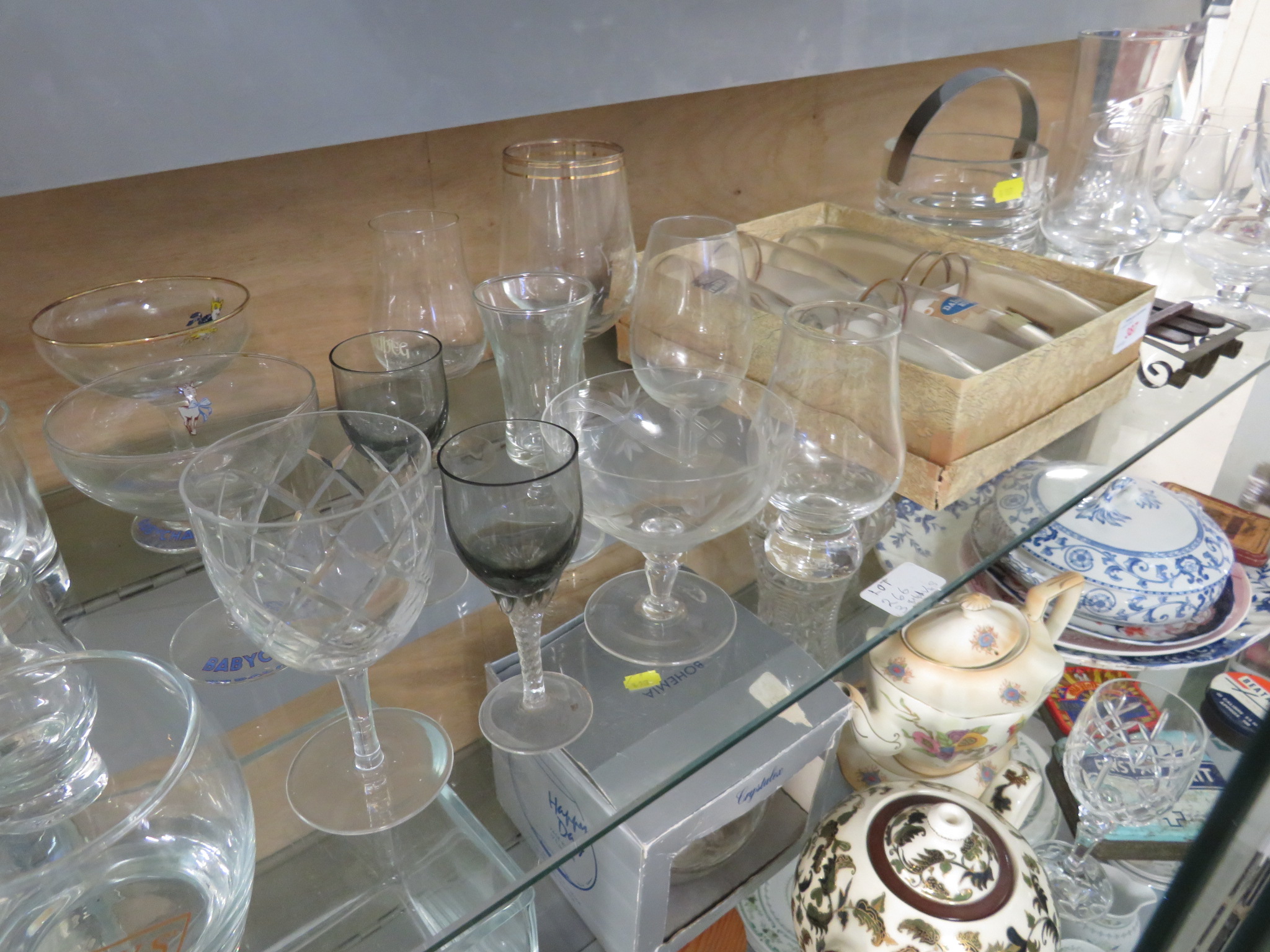 ONE SHELF OF ASSORTED WINE AND BEER GLASSES , RIBBED GLASS BOWL AND SMALL QUANTITY OF CHINA