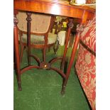 OVAL MAHOGANY SIDE TABLE WITH EBONY AND BOXWOOD STRINGING