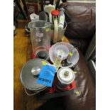 KENWOOD HAND BLENDER, A SPONG MINCER AND ASSORTED KITCHEN WARE