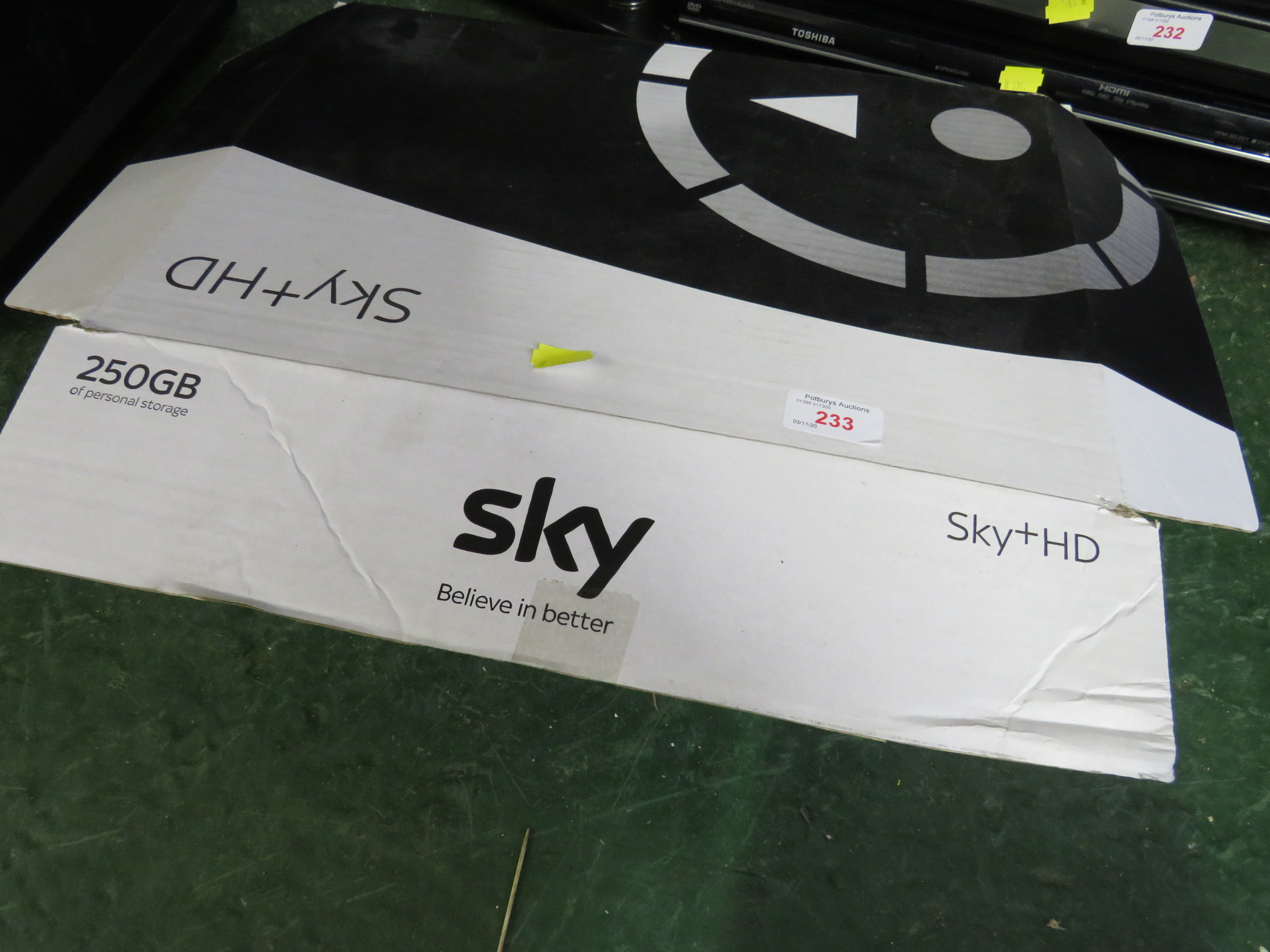 SKY PLUS HD BOX WITH ORIGINAL BOX (A/F, NO REMOTE)