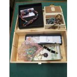 SMALL PINE BOX WITH CONTENTS OF ASSORTED COSTUME JEWELLERY, INCLUDING 'PEARLS OF THE ORIENT'