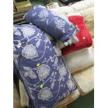 CUSHIONS, PILLOWS AND THROW