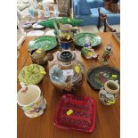 DECORATIVE CERAMICS INCLUDING JUGS, VASE, LEAF PLATES AND FIGURINES