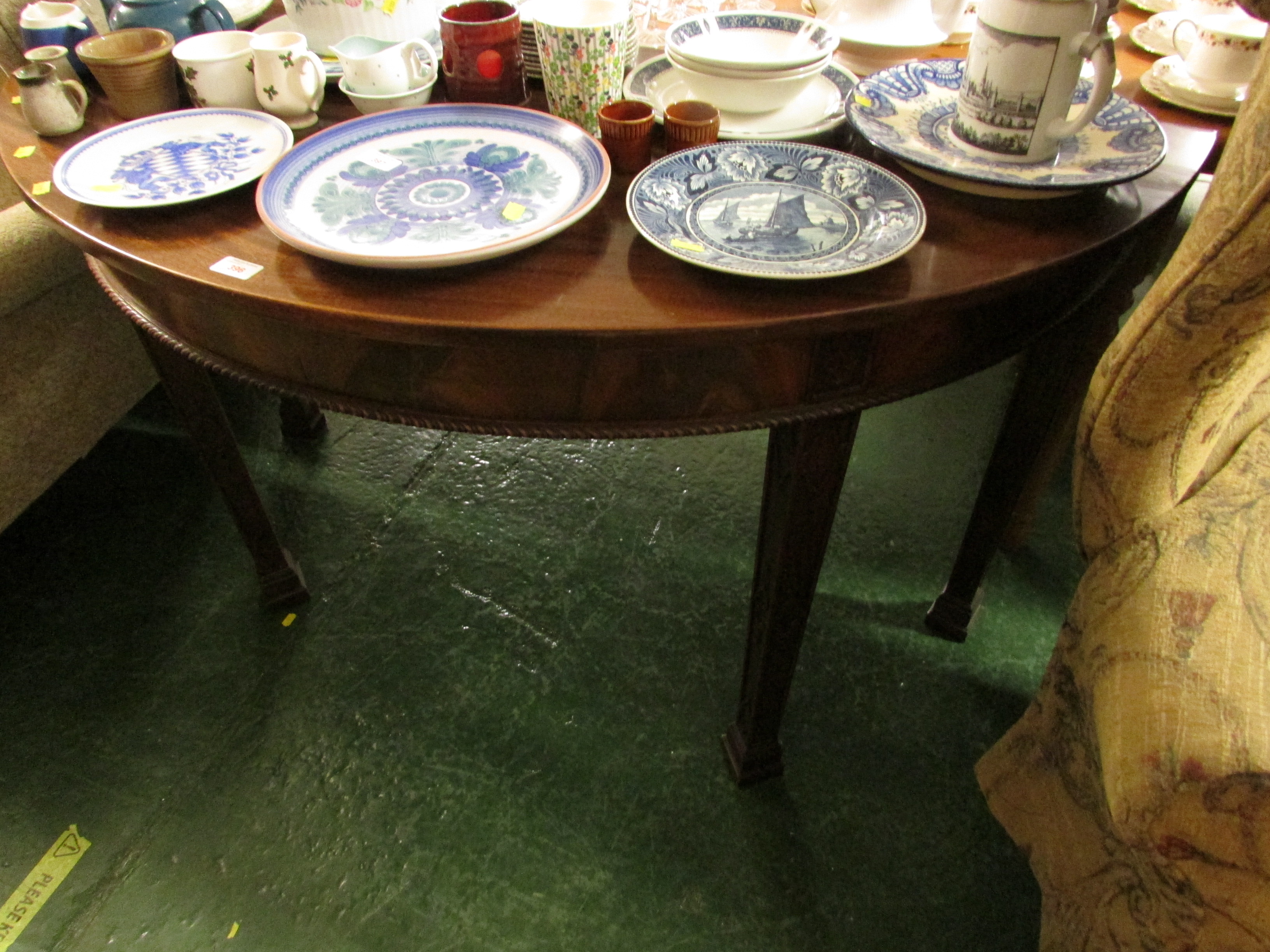 REPRODUCTION MAHOGANY DEMI-LUNE TABLE ON TAPERING LEGS - Image 2 of 2