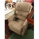 ELECTRIC LIFT AND RISE RECLINING ARM CHAIR IN BEIGE PATTERN UPHOLSTERY