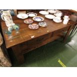 SUBSTANTIAL STAINED PINED COFFEE TABLE WITH TWO DRAWERS AND STRETCHER SHELF