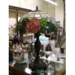 Mordern Tiffany Style lamp base & shade: