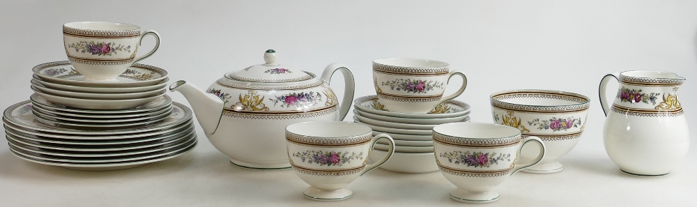 Wedgwood Columbia patterned tea ware to include: Teapot, cream, sugar, 4 x cups and saucers,