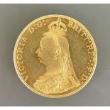 22ct gold Victoria Five Pound piece dated 1887: 39.9 grams.