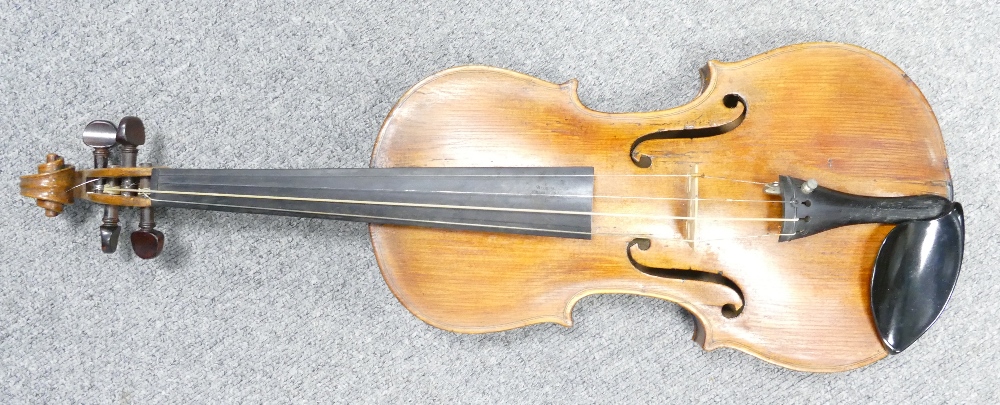 Antique Violin in wooden case with bow: Italian label inside and original receipt from specialist - Image 3 of 3