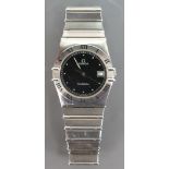 Omega Constellation quartz stainless steel gents midsize Wristwatch: International warranty card