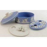 Wedgwood blue Jasperware Artists Palette: Wedgwood blue & white Jasperware artists palette oval box