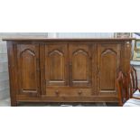 Very Large Quality Oak Television Cupboard / Side Board: 269 x 150 x 55cm