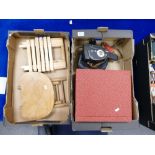 A mixed collection of items to include: Quartz branded cine camera & similar boxed projector