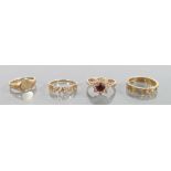 4 x 9ct hallmarked gold rings: Weight 9.