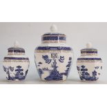 Royal Doulton Booths Old Willow patterned temple Jars: height of tallest 20cm(3)