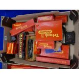 A collection of triang railways boxed 00/h0 gauge items to include: boxed 82004 engine, r29-221