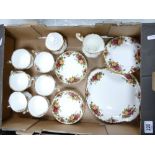 Royal Albert Old Country Roses teaset (21) ;