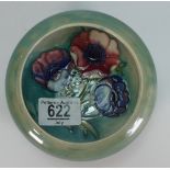 Moorcroft round dish decorated with anemone, diameter 13cm.