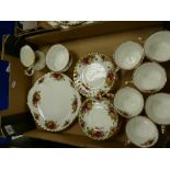 A collection of Royal Albert Old Country Roses pottery teaset: (21)