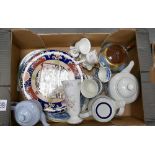 Mixed collection of items to include: damaged Masons platter, Royal Doulton platters,