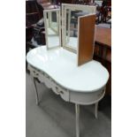 Cream Queen Anne Style Dressing Table: